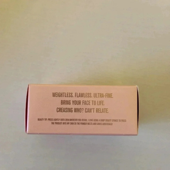 NEW Illuminating Magic Star Setting Powder - Jeffree Cosmetics - COLOR : Topaz - Picture 6 of 9